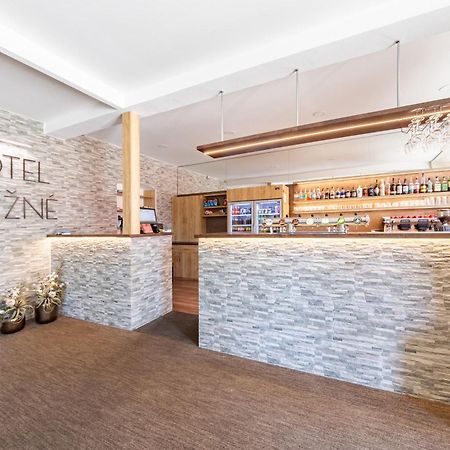 Hotel Snezne Eksteriør billede